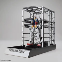 BANDAI 1/144 RX-78F00 Gundam & G-Dock -Bandai Boutique 144 rx 78f00 and g dock 7