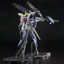 BANDAI MG 1/100 Eclipse Gundam + Raijin Striker -Bandai Boutique pb mg eclipse gundam raijin striker 1